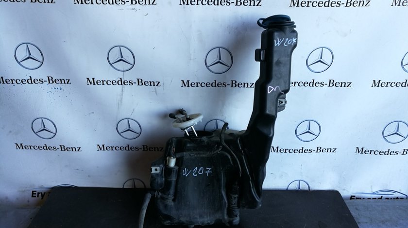 Vas lichid parbriz Mercedes E class coupe w207