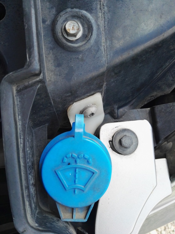 Vas lichid parbriz Mercedes ML W164 motor 3.0 Diesel