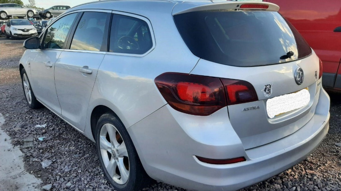 Vas lichid parbriz Opel Astra J 2011 BREAK 1.7 DTI A17DTR