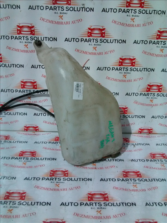 Vas lichid parbriz RENAULT MEGANE 3 1.5 dci an fabr. 2011
