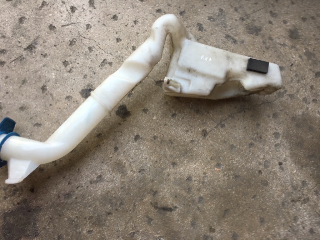 Vas lichid parbriz Seat Ibiza 3 [2002 - 2006] Hatchback 3-usi 1.4 TDI MT (75 hp) IV (6L1)