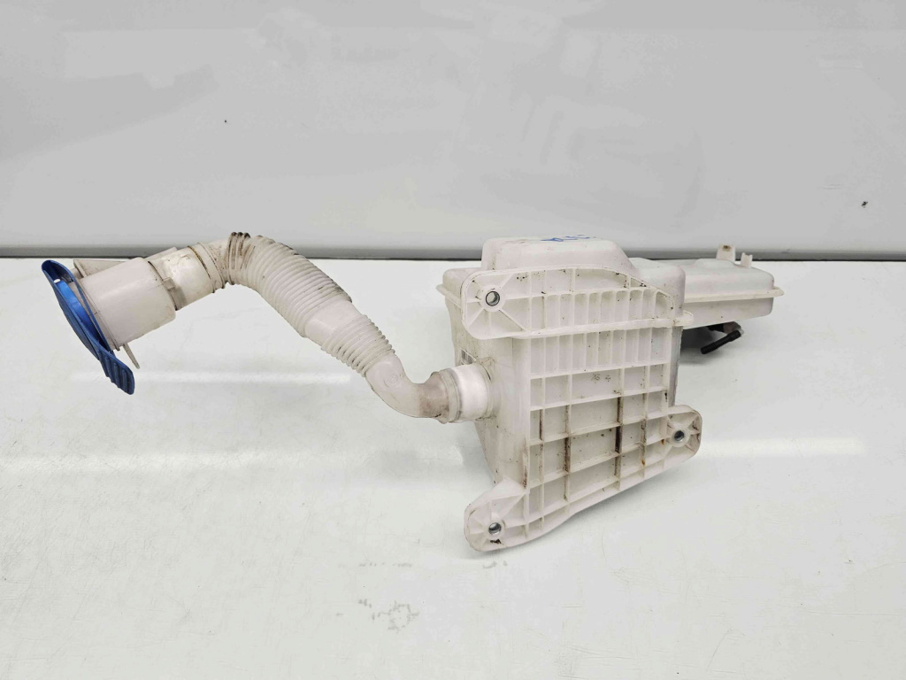 Vas lichid parbriz Seat Leon ST Combi (5F8) [Fabr 2013-2018] facelift 5Q0955448