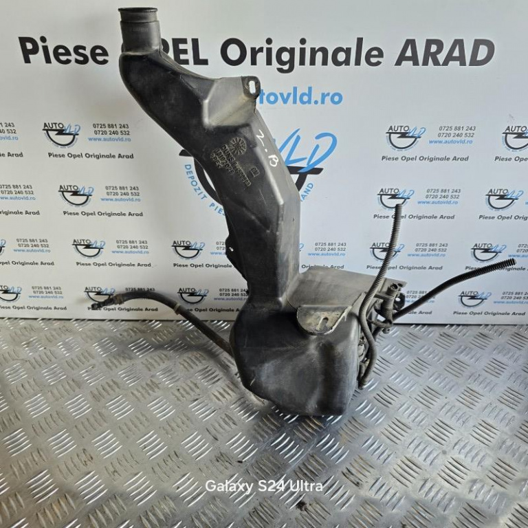 Vas lichid parbriz spalator far Opel Zafira B Facelift 2008-2014 1.9 cdti 13192025