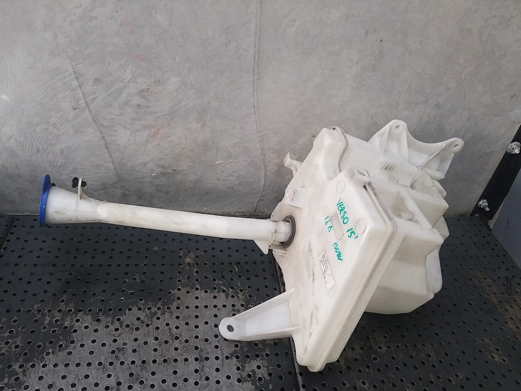 Vas lichid parbriz toyota verso r2 853100f041