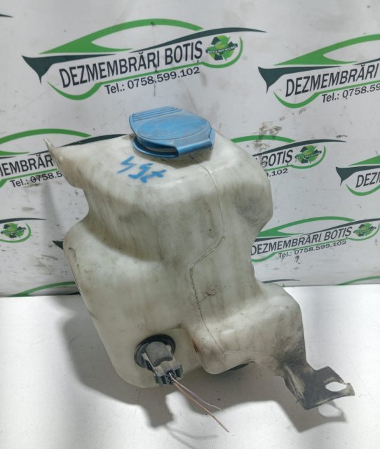 Vas lichid parbriz Volkswagen VW Bora [1998 - 2005] Variant wagon 1.9 TDI MT (130 hp)