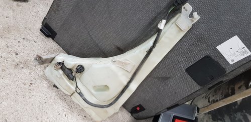 Vas lichid parbriz Vw Touareg 7L 2004 2005 2006 2007 2008 2009
