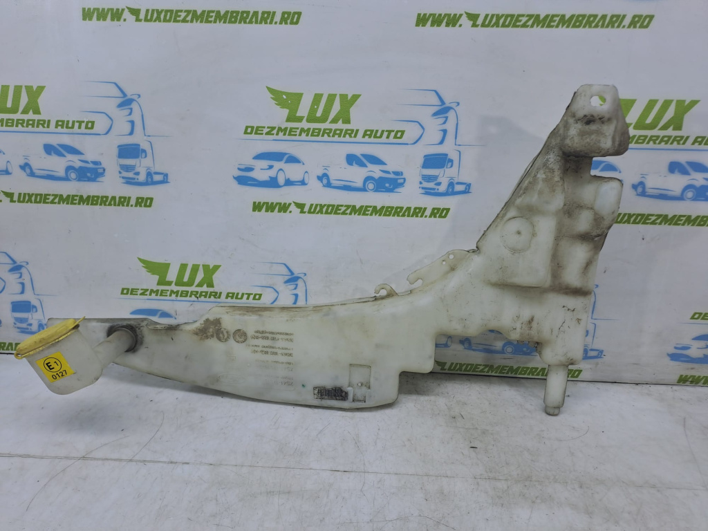 Vas lichid parbriz xs4117618c Ford Focus [1998 - 2004]