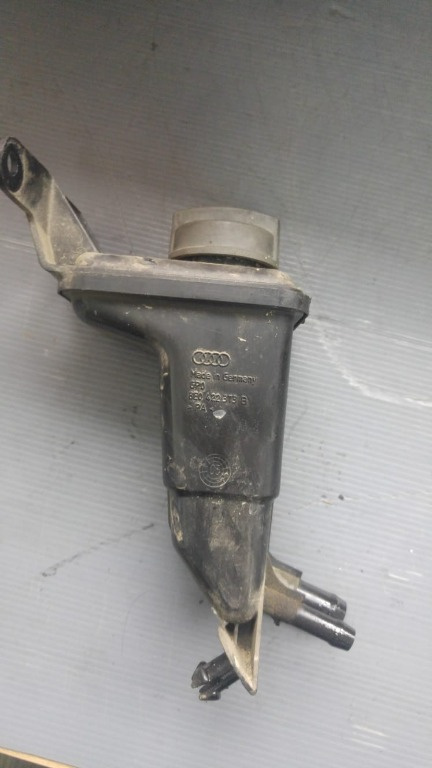 Vas lichid servo directie 1.9 tdi bke audi a4 b7 2004-2008 8e0422373b