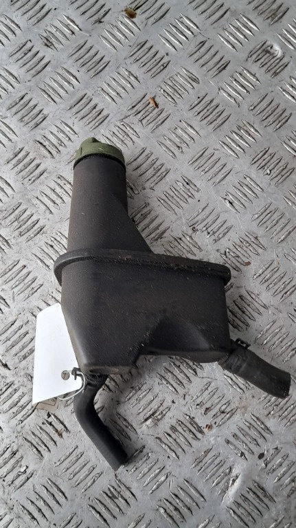 Vas lichid servo Vw LT 35 2.5 TDI cod motor AVR / ANJ an 2005 cod 2D0422371