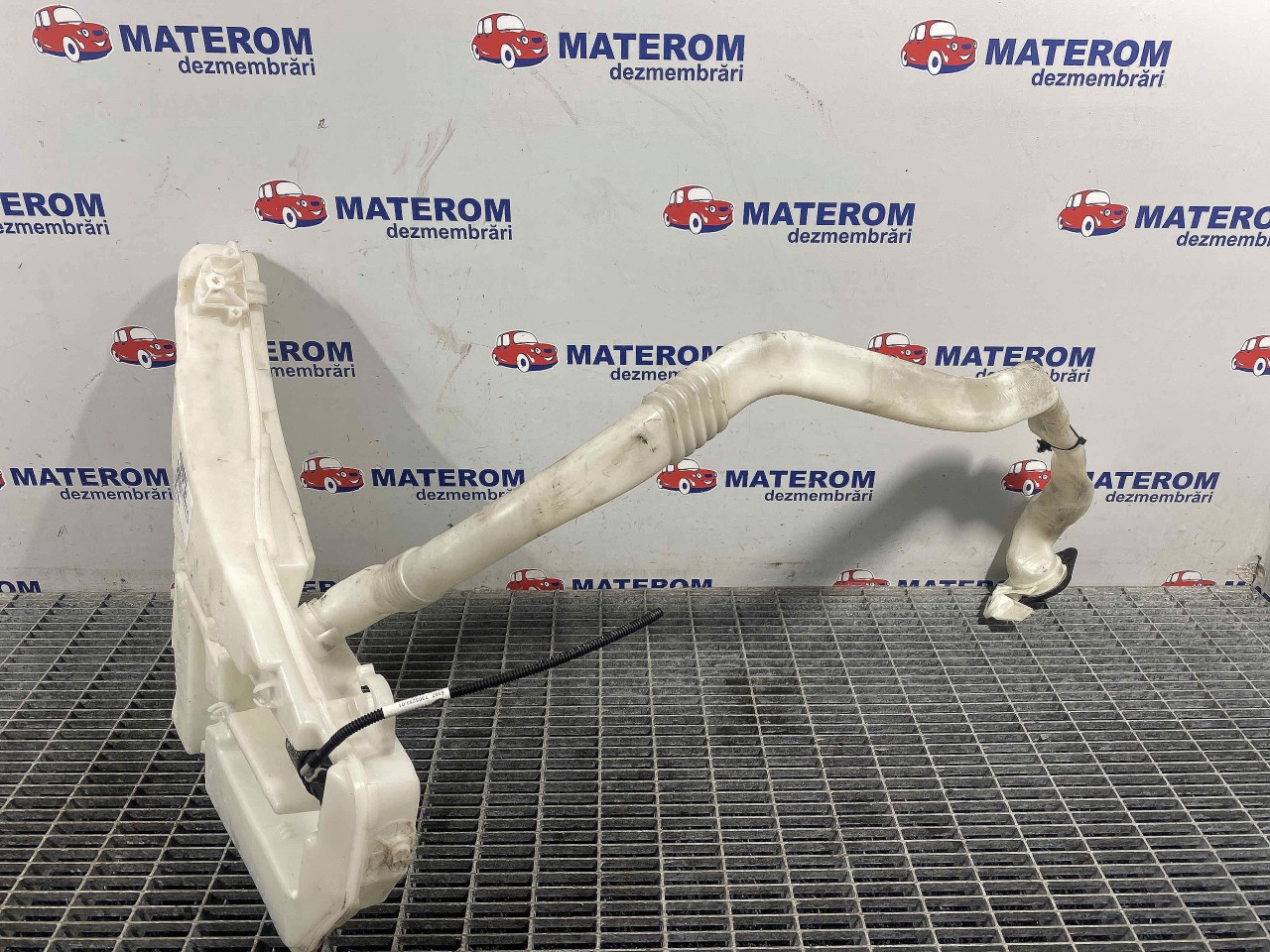 VAS SPALATOR BMW SERIA 5 F 10 SERIA 5 F 10 - - (2010 2014)