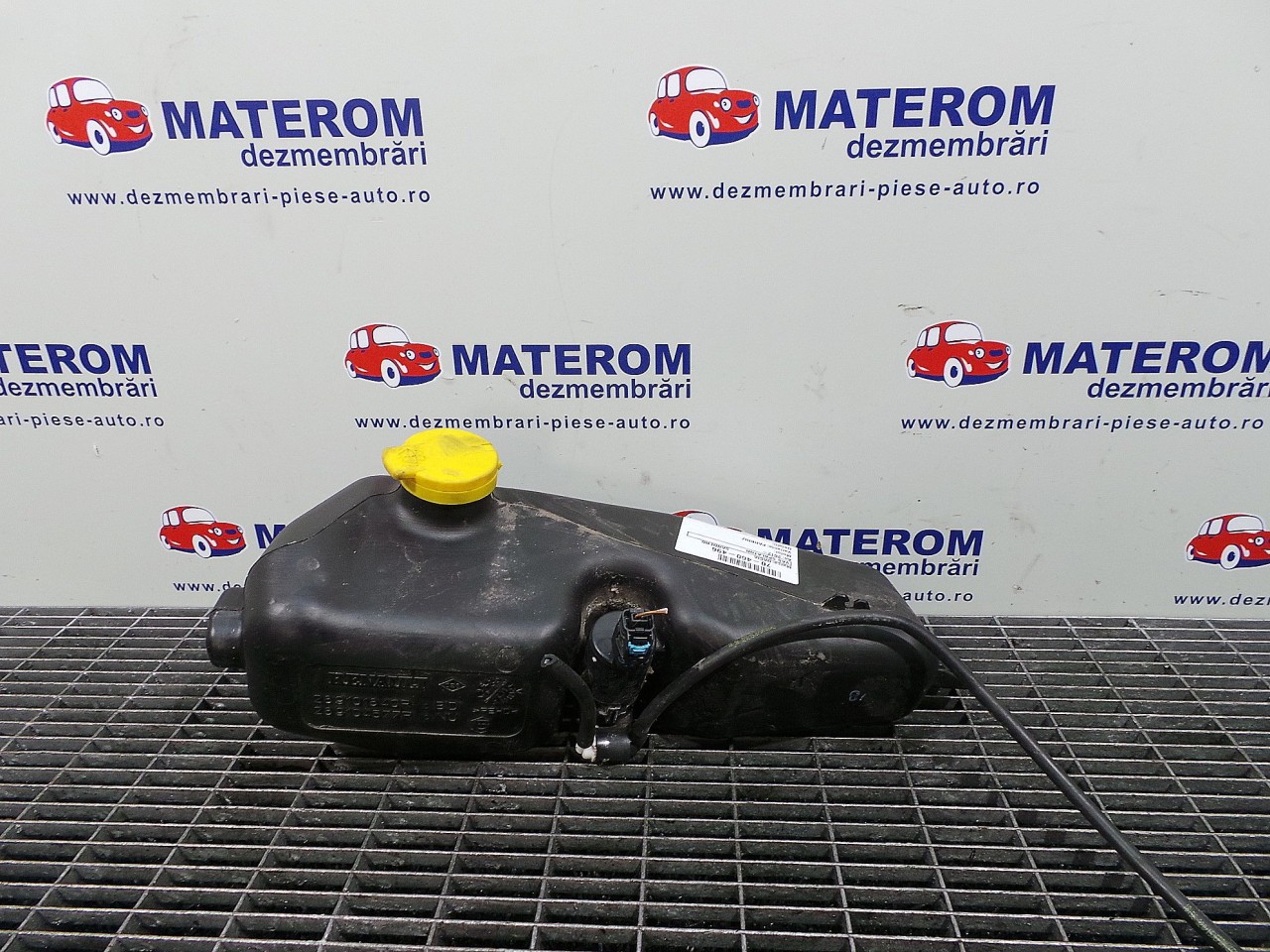 VAS SPALATOR DACIA SANDERO - - (2012 201