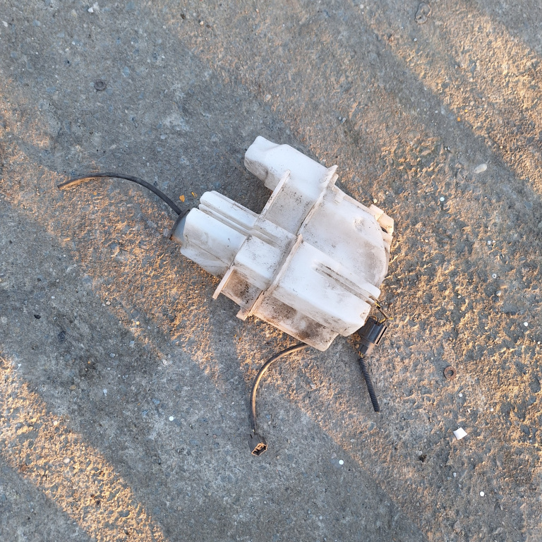 Vas Spalator Parbriz Volvo V70 XC 1997 - 2007