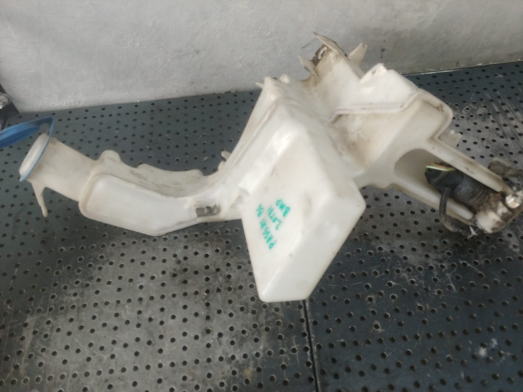 Vas strop gel cu pompita vw passat b6 3c 3c0955453