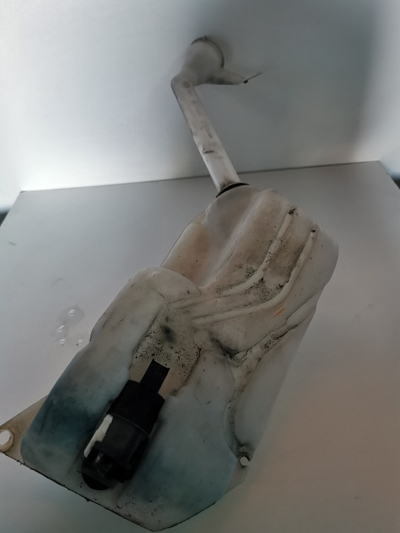 Vas stropgel lichid parbriz Nissan Qashqai j10