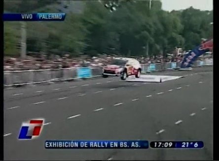 Veni, vidi, vici. Loeb face o mare demonstratie de pilotaj in Argentina Veni, vidi, vici. Loeb face o mare demonstratie de pilotaj in Argentina