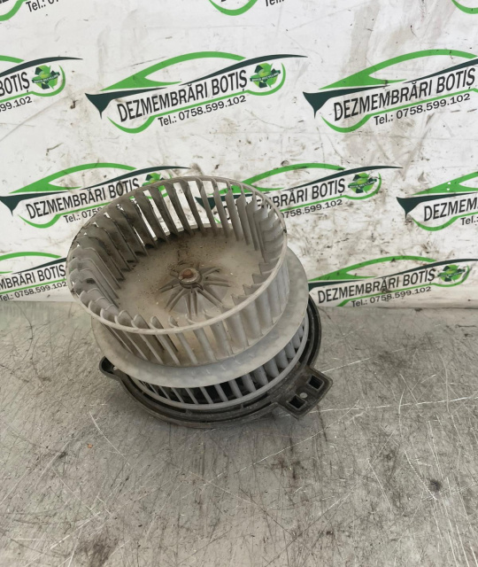 Ventilator aeroterma 194000 Toyota Yaris 2 [2005 - 2009] Hatchback 5-usi