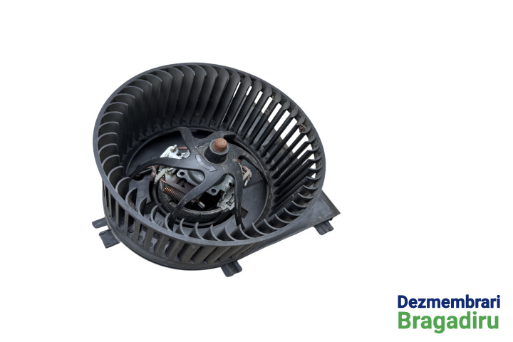 Ventilator aeroterma 1J1819021B Volkswagen VW Golf 4 [1997 - 2006] Hatchback 5-usi 1.4 MT (75 hp) Cod motor AXP