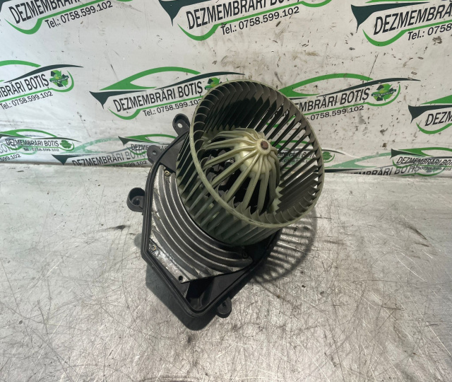 Ventilator aeroterma 8D1820021 Volkswagen VW Passat B5 [1996 - 2000] wagon 1.9 TDI MT (90 hp)