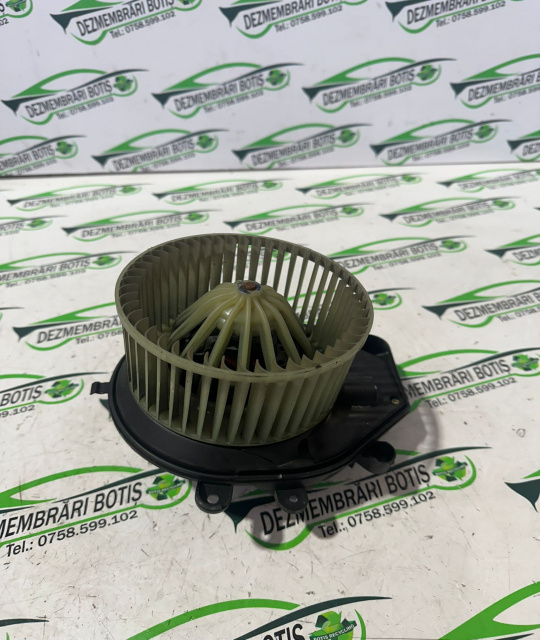 Ventilator aeroterma 8D1820021 Volkswagen VW Passat B5.5 [facelift] [2000 - 2005] Sedan 1.9 TDI MT (101 hp)
