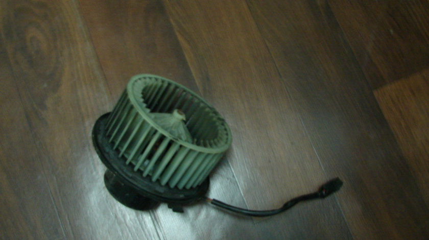 Ventilator aeroterma Audi 80 8A/B3 [1986 - 1991] Sedan 1.6 MT (70 hp)