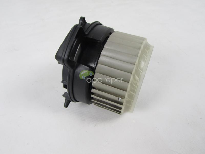 Ventilator Aeroterma Audi A8 4H/ A6 4g/ A7 cod 4H1820021B