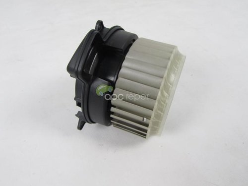 Ventilator Aeroterma Audi A8 4H/ A6 4g/ A7 cod 4H1820021B