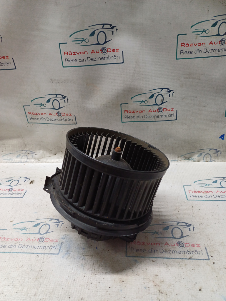 Ventilator aeroterma bord Ford Fiesta - Benzina 2012, VP8E2H18456AB