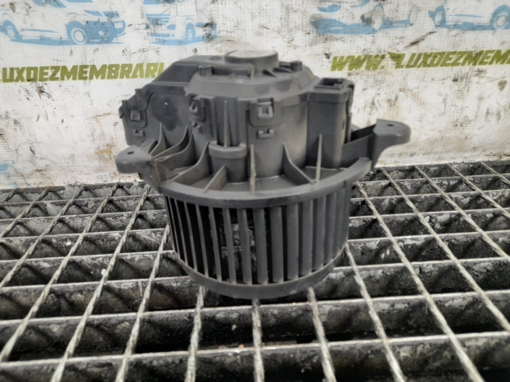 Ventilator aeroterma habitaclu AV11-19846-AB Ford B-MAX [2012 - 2018] 1.0 ecoboost SFJB