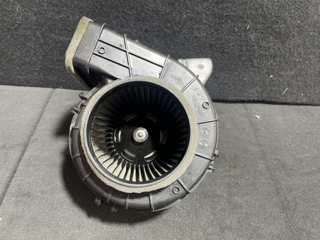 Ventilator aeroterma sistem hybrid Toyota Rav 4 sedan 2024 (G923033050)