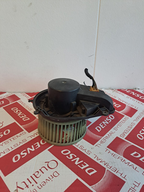 Ventilator aeroterma VW Passat B5.5/Audi A4 /Skoda Superb - COD 8D1820021