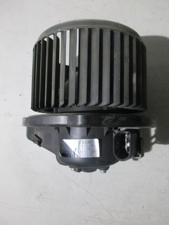 VENTILATOR AUDI A6 4B1820021 / 01301112024B1820021 / 0130111202