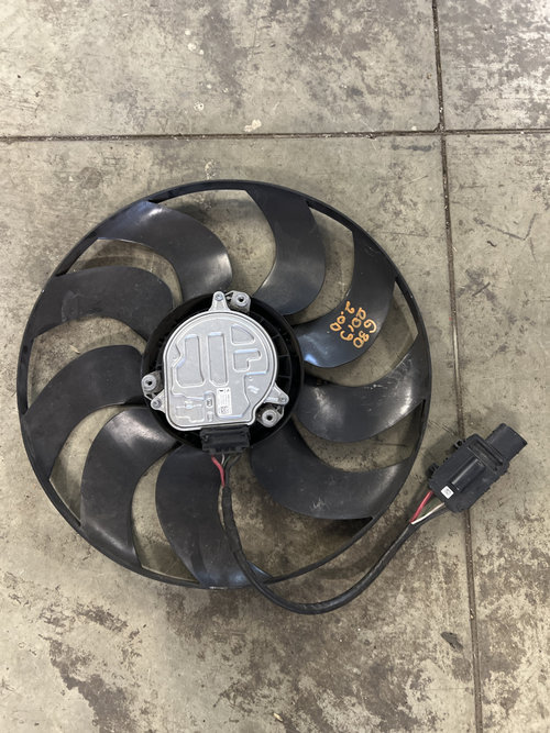 Ventilator BMW Seria 5 G30 2.0 Motorina 2019, 500156505 / CU DEFECT