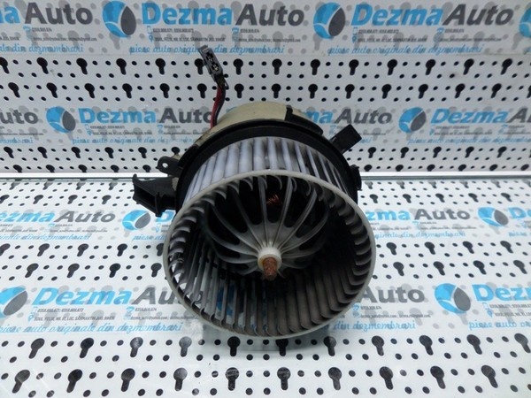 Ventilator bord Audi A4 Avant (8K5, B8) 8K2820021