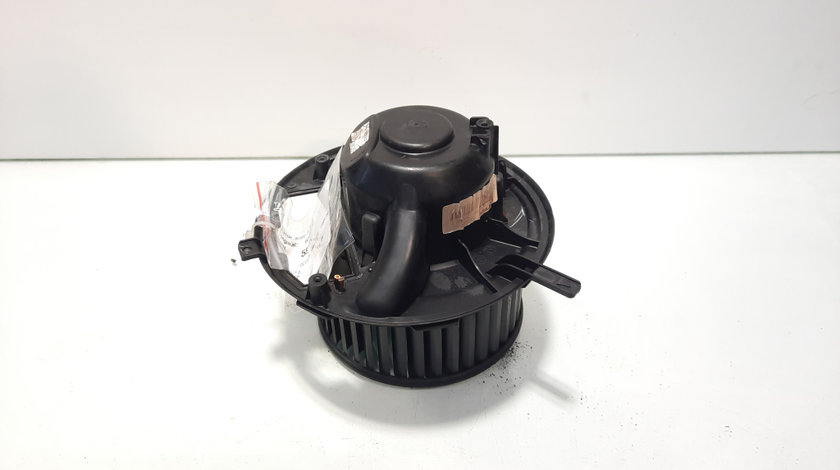 Ventilator bord cu climatronic, cod 1K1820015D, Skoda Octavia 2 Scout (1Z5) (idi:581658)