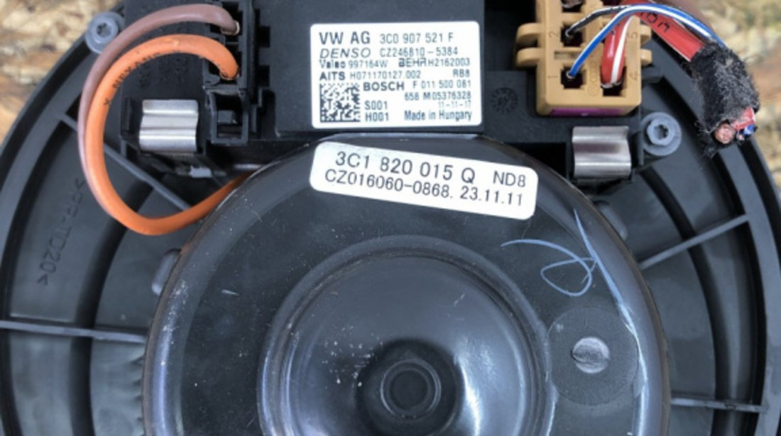 Ventilator bord cu releu VW Passat B7 2.0TDI DSG combi 2012 (3C0907521F)