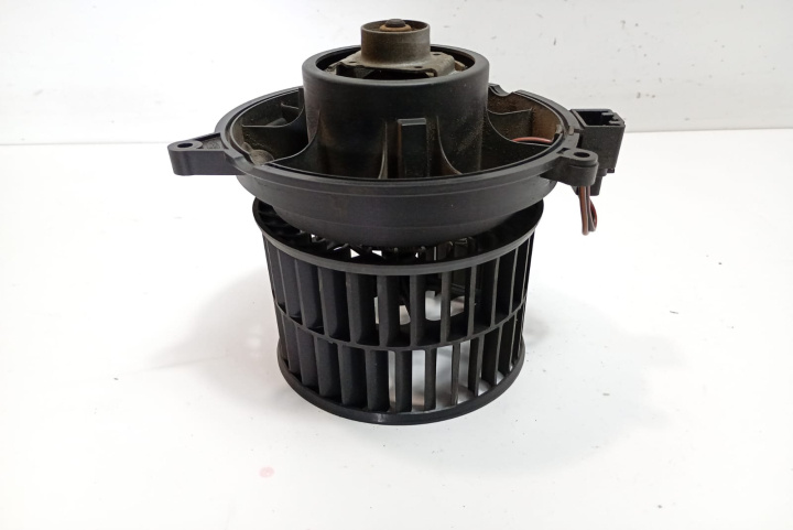 Ventilator habitaclu 1736005401 Ford Fiesta 5 [2001 - 2007]