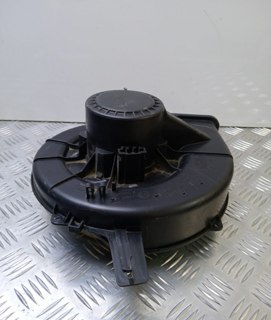 Ventilator habitaclu 6Q2819015 Skoda Fabia 6Y [1999 - 2004]