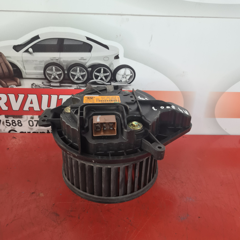 Ventilator habitaclu / aeroterma Audi A4 (2001-2004) [8E2, B6] 1.9 Motorina 2003, 8E1820021B / 8E1820021A