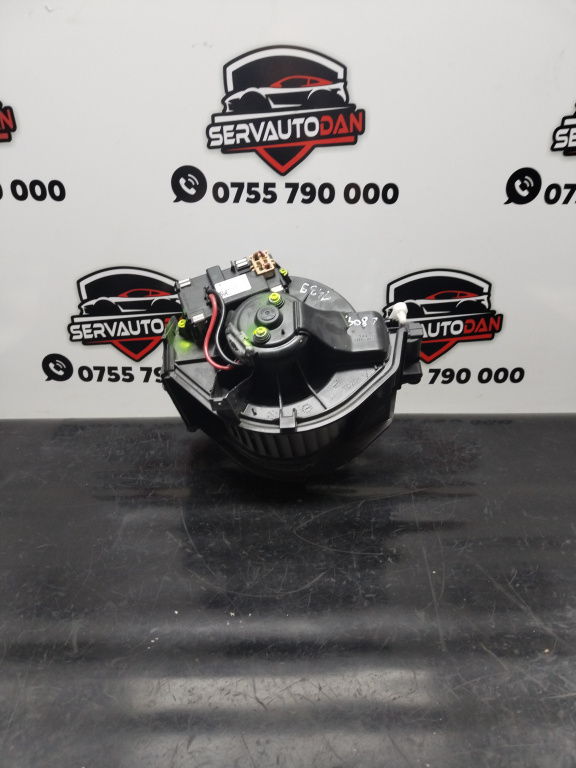 Ventilator habitaclu / aeroterma Audi A6 (2004-2011) [4F2, C6] 3.0 Motorina 2010, VOLAN STANGA / 4F0820521A