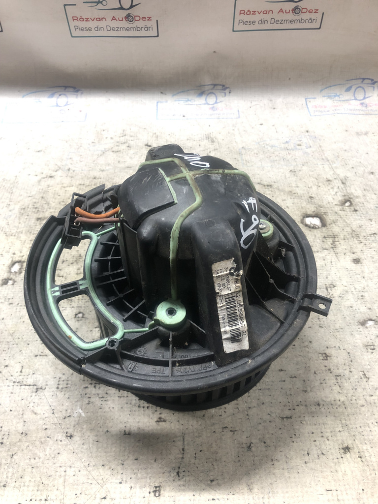 Ventilator habitaclu / aeroterma BMW E90 - Motorina 2010, 985465S / 693366311 / CU DEFECF