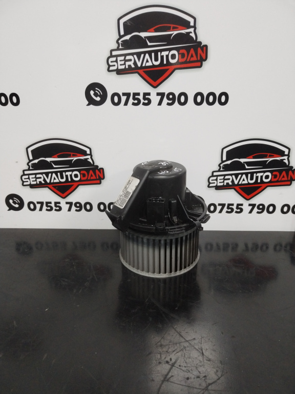 Ventilator habitaclu / aeroterma Mercedes-Benz Sprinter (2009->) [906] 2.2 Motorina 2014