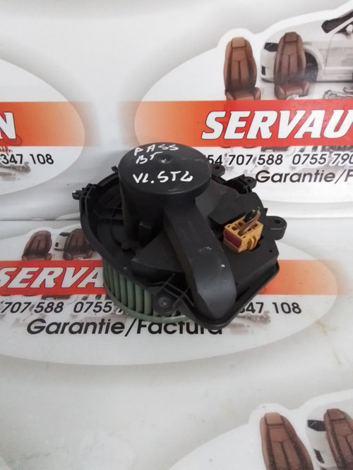 Ventilator habitaclu / aeroterma Volkswagen Passat B5 (1996-2005) 1.9 Motorina 2003, 740221233F