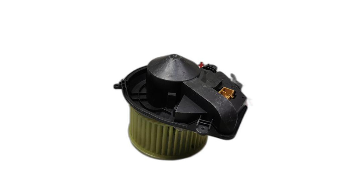 Ventilator habitaclu Audi A4 B5 1.9 TDI 8D1820021 OEM 8D1820021