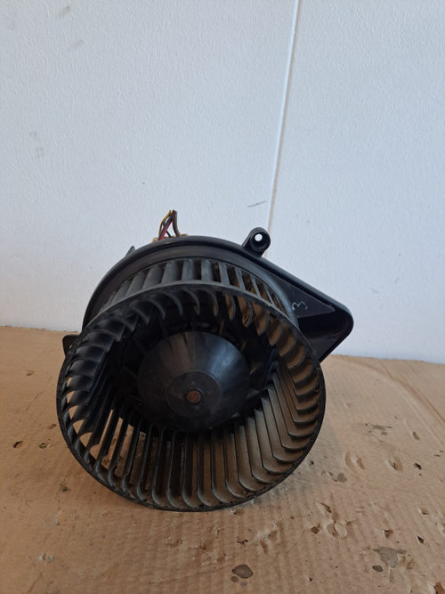 Ventilator Habitaclu Audi A4 B7 Avant Wagon - COD 8E1820021