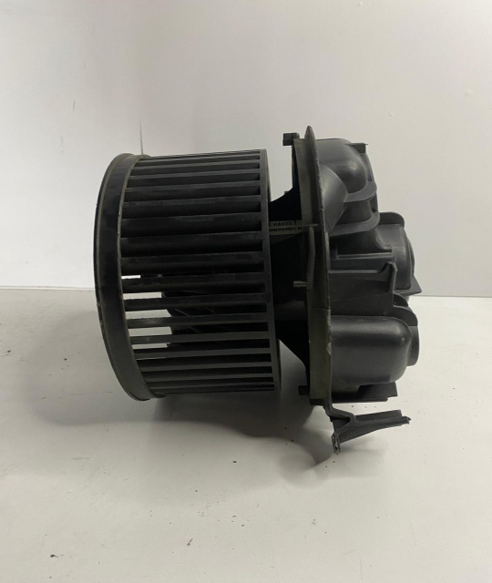 Ventilator Habitaclu cod n1015070 n1015070 Renault Modus [facelift] [2007 - 2012]