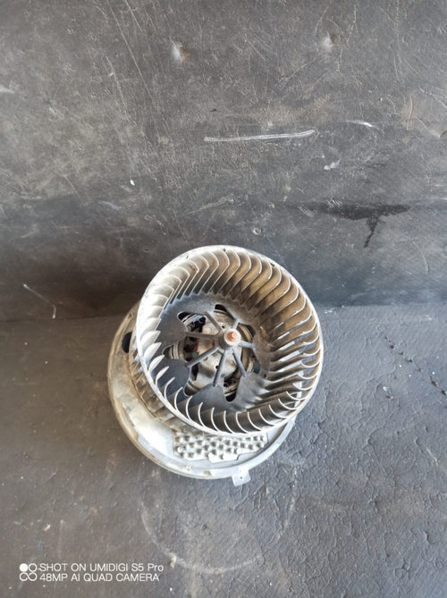 Ventilator habitaclu cu rezistenta aeroterma , VW Passat B6 2005 - 2010 COD -3C0907521F/ pq35987695k