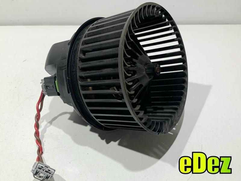 Ventilator habitaclu Ford Focus 3 facelift (2014-2018) AV6N-18456-AA