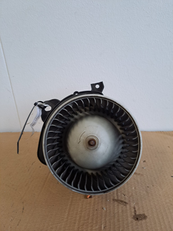 Ventilator habitaclu Opel Corsa D - COD 164230100