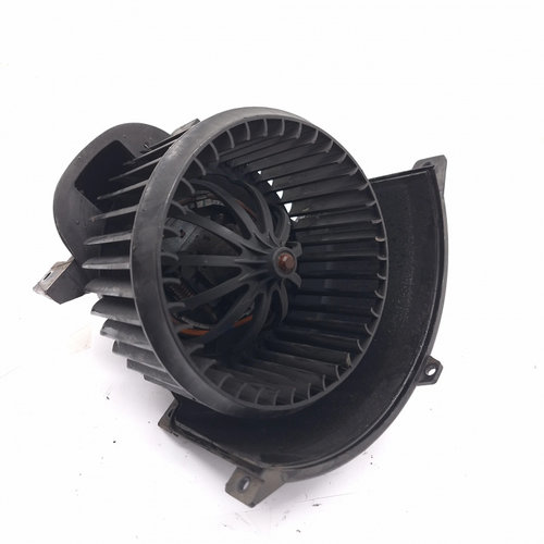 Ventilator Habitaclu / Ventilator Aeroterma Audi Q7 (4L) 2006-2015 Fara Modul Electric 52492471, 173...