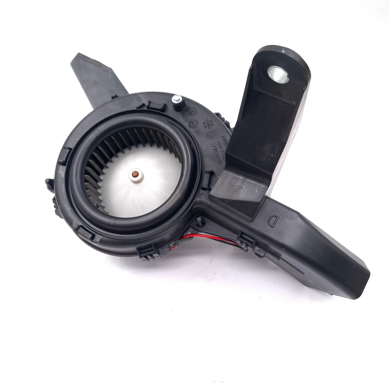 Ventilator Habitaclu / Ventilator Aeroterma Citroen C4 Grand Picasso 1 2006-2013 Cu Modul Electric Volan Pe Stanga Lhd 173510000, 173510100, 173510200 Denso
